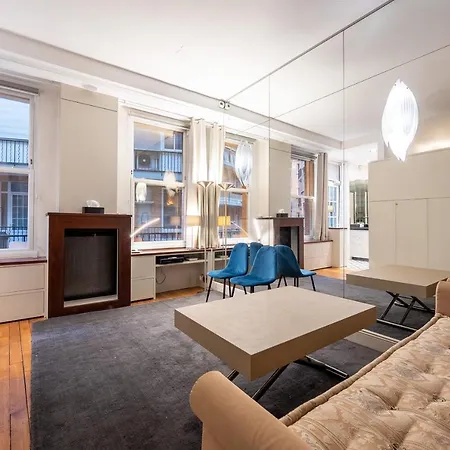 élégant Avec Mezzanine Porte Des Ternes Parigi
